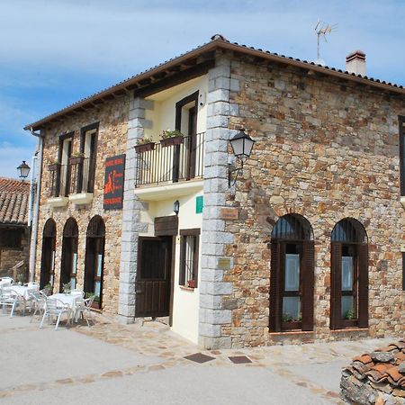 Posada La Fragua Gandullas Exterior photo